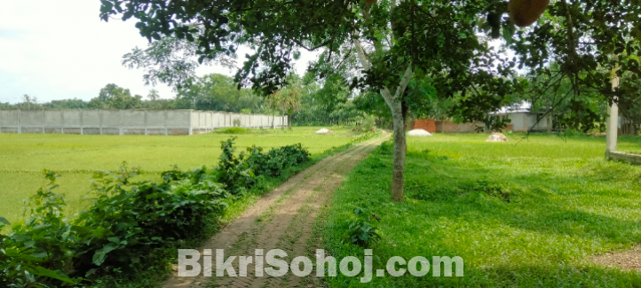 জমি বিক্রয় হবে!